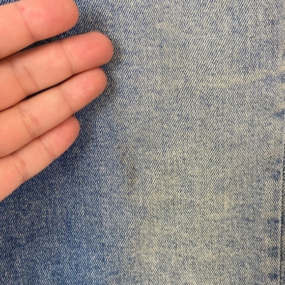 Anthropologie x Pilcro Flower Embroidered Raw Hem Jeans - Picture 6 of 11